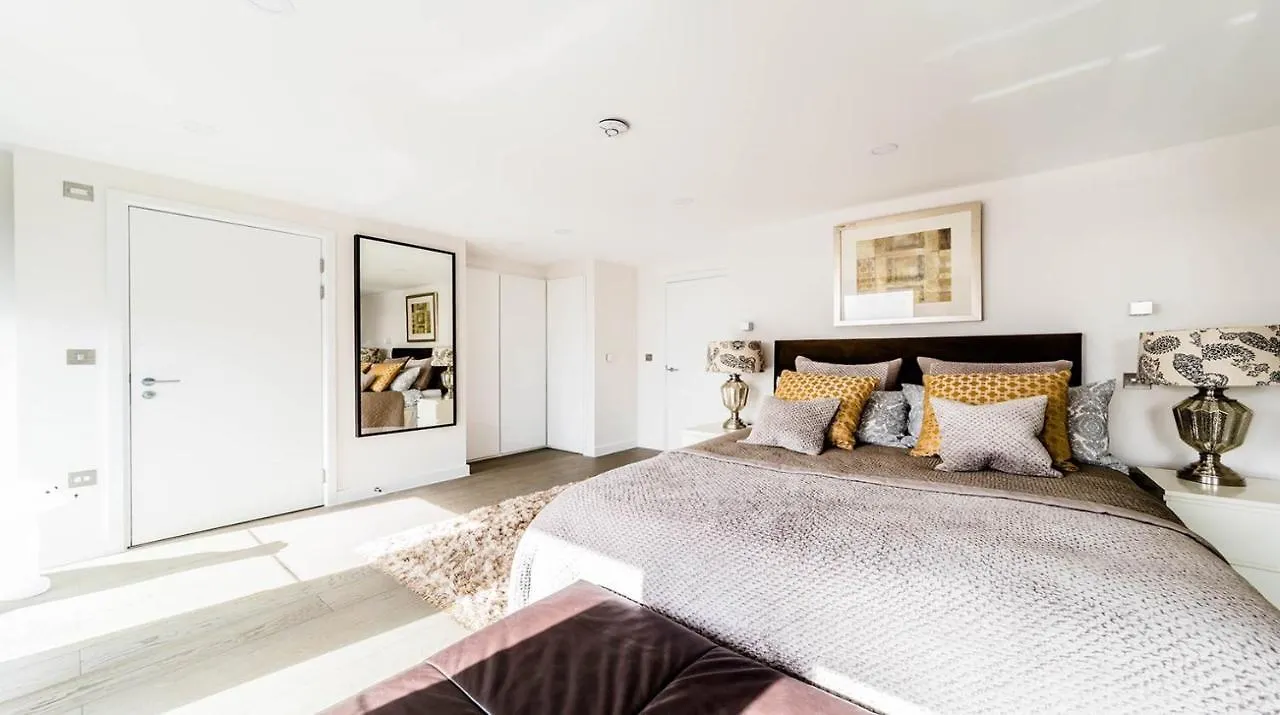 لندن Xquisite Stay Penthouse Apartment 5*,  المملكة المتحدة