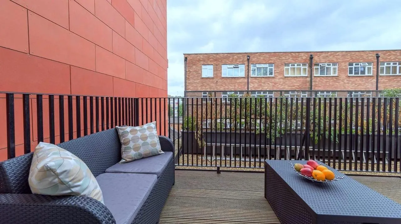 ***** فندق مبيت وإفطار لندن Xquisite Stay Penthouse Apartment المملكة المتحدة